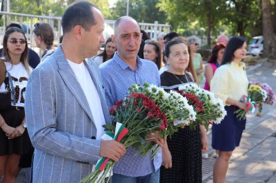 159 години безсмъртие: Войводовци почетоха своя патрон 3